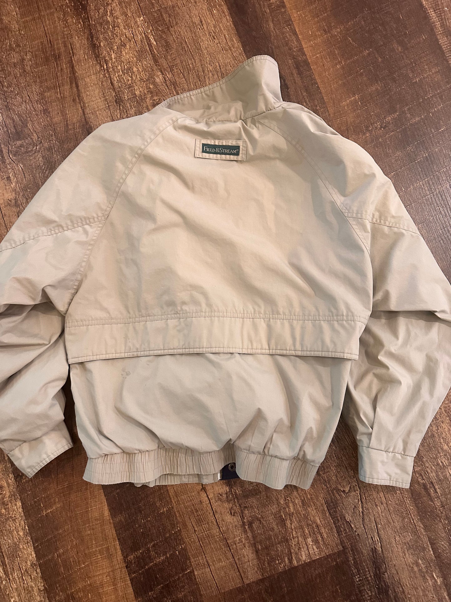 Vintage Field & Stream Windbreaker (M) Fine Tackle Graphic Inside - Gray