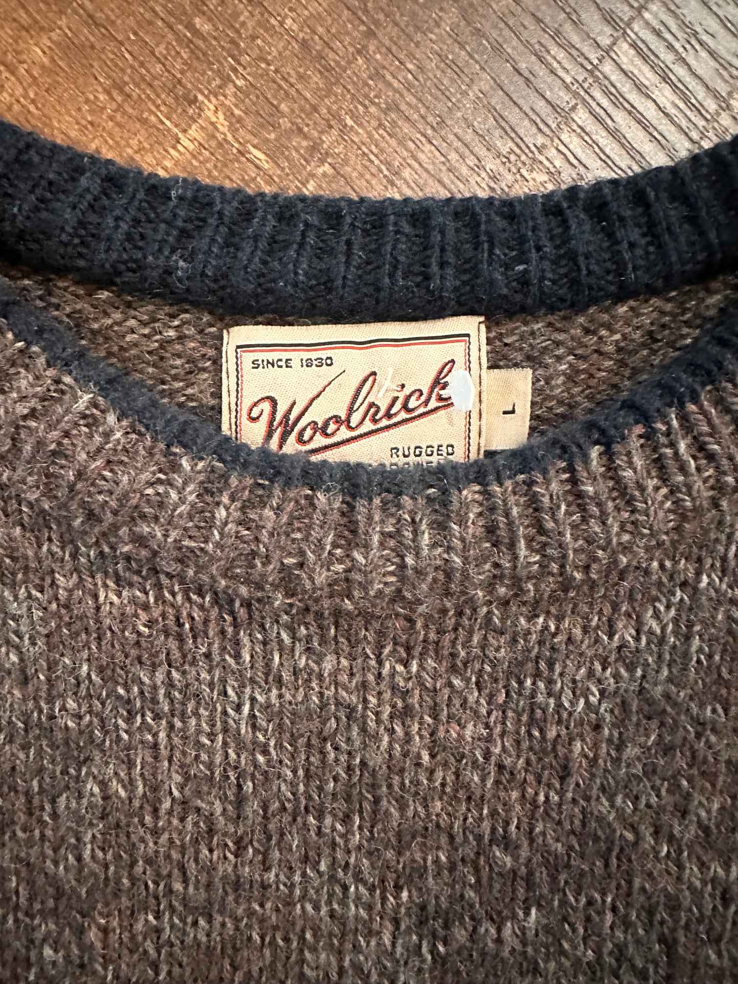 Vintage Woolrich Sweater (L) Embroidered Fly Fishermen