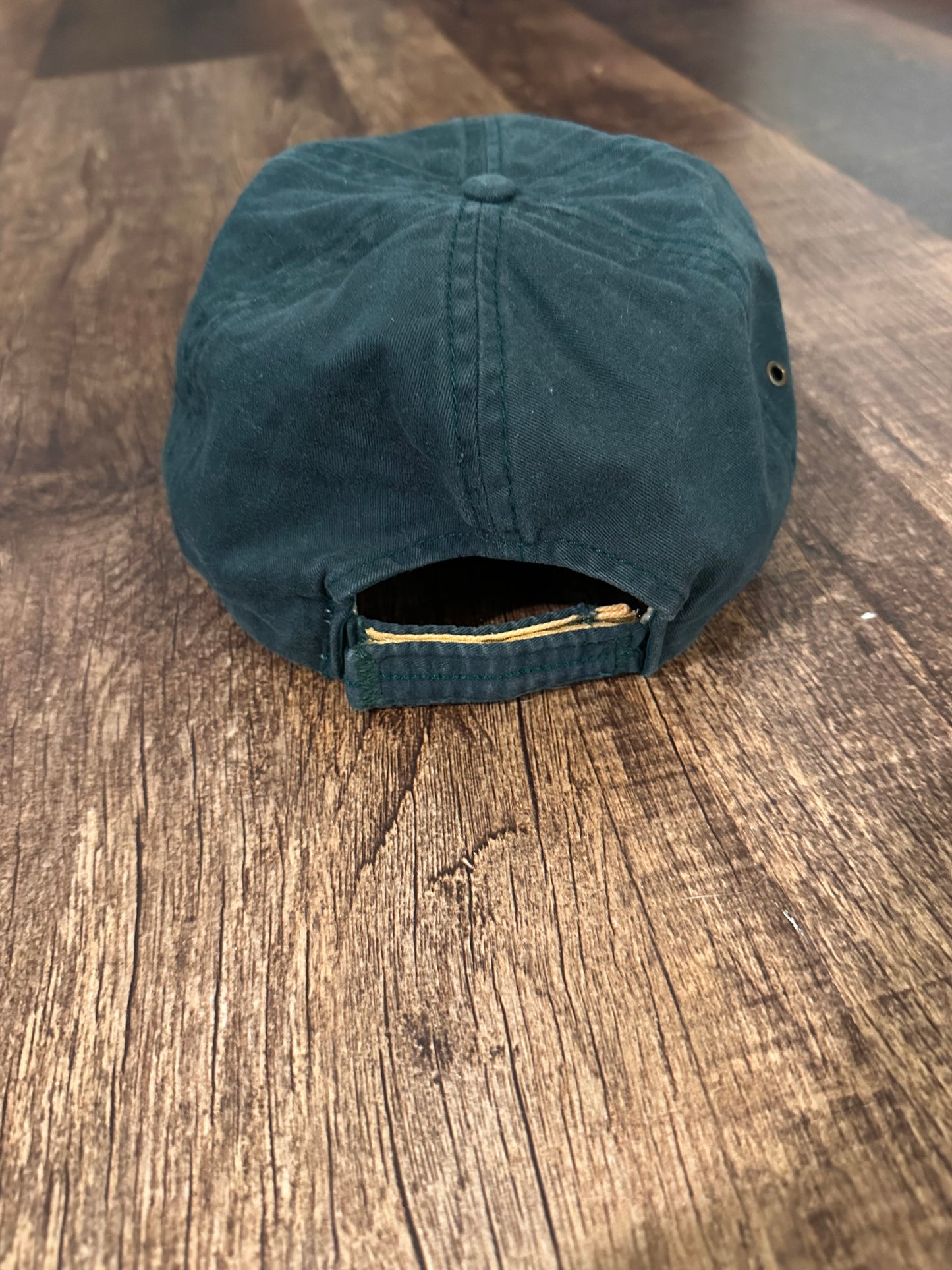 Vintage Woolrich Maple Leaf Cap (L/XL) Embroidered Maple Leaves