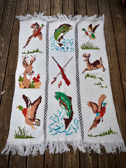 Vintage Mary Maxim Hand Knit Blanket - Hunting Deer, Ducks, Pheasant, Bass, Trout