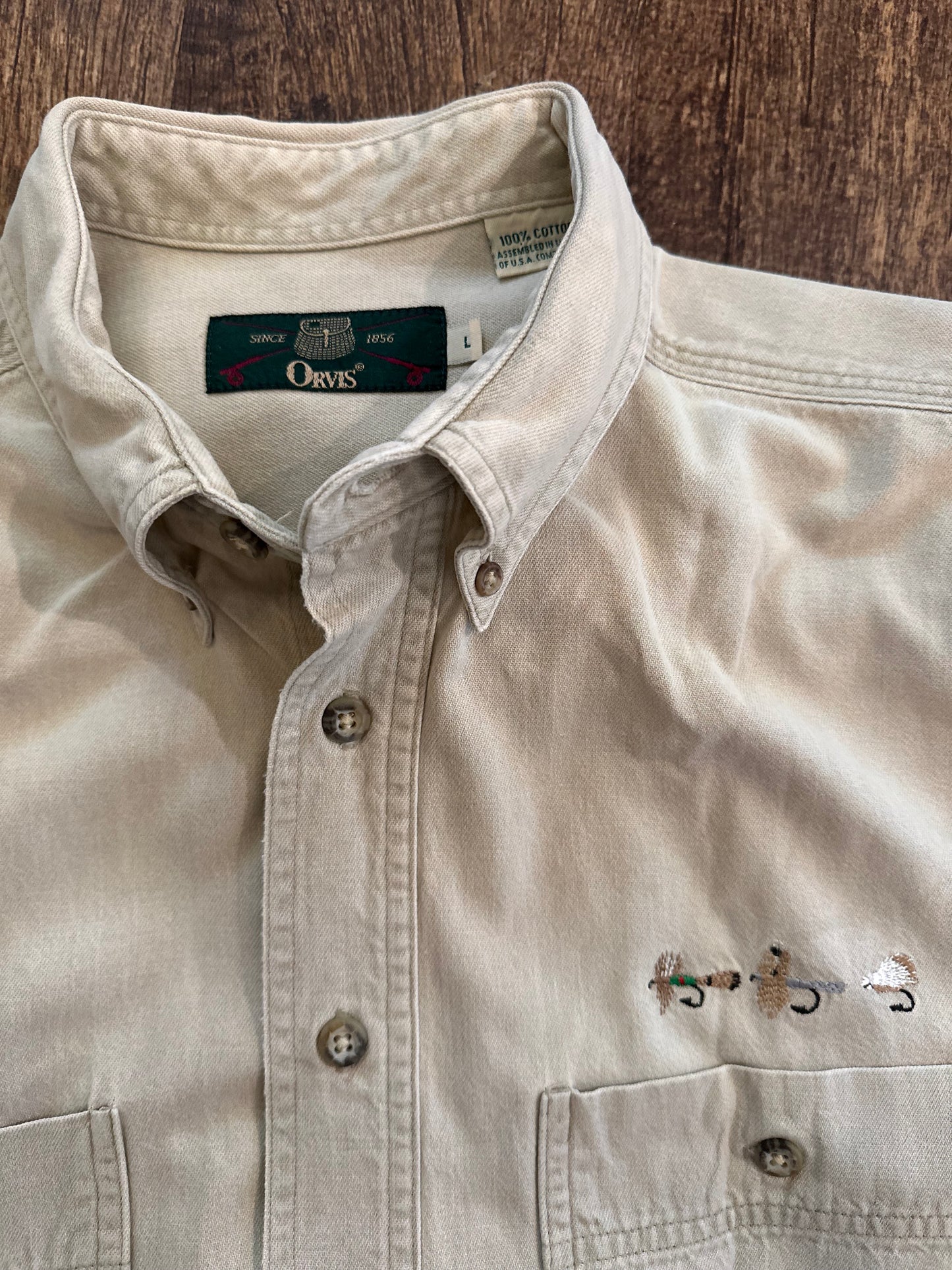 Vintage Orvis Khaki Button Down (L) Embroidered Flies