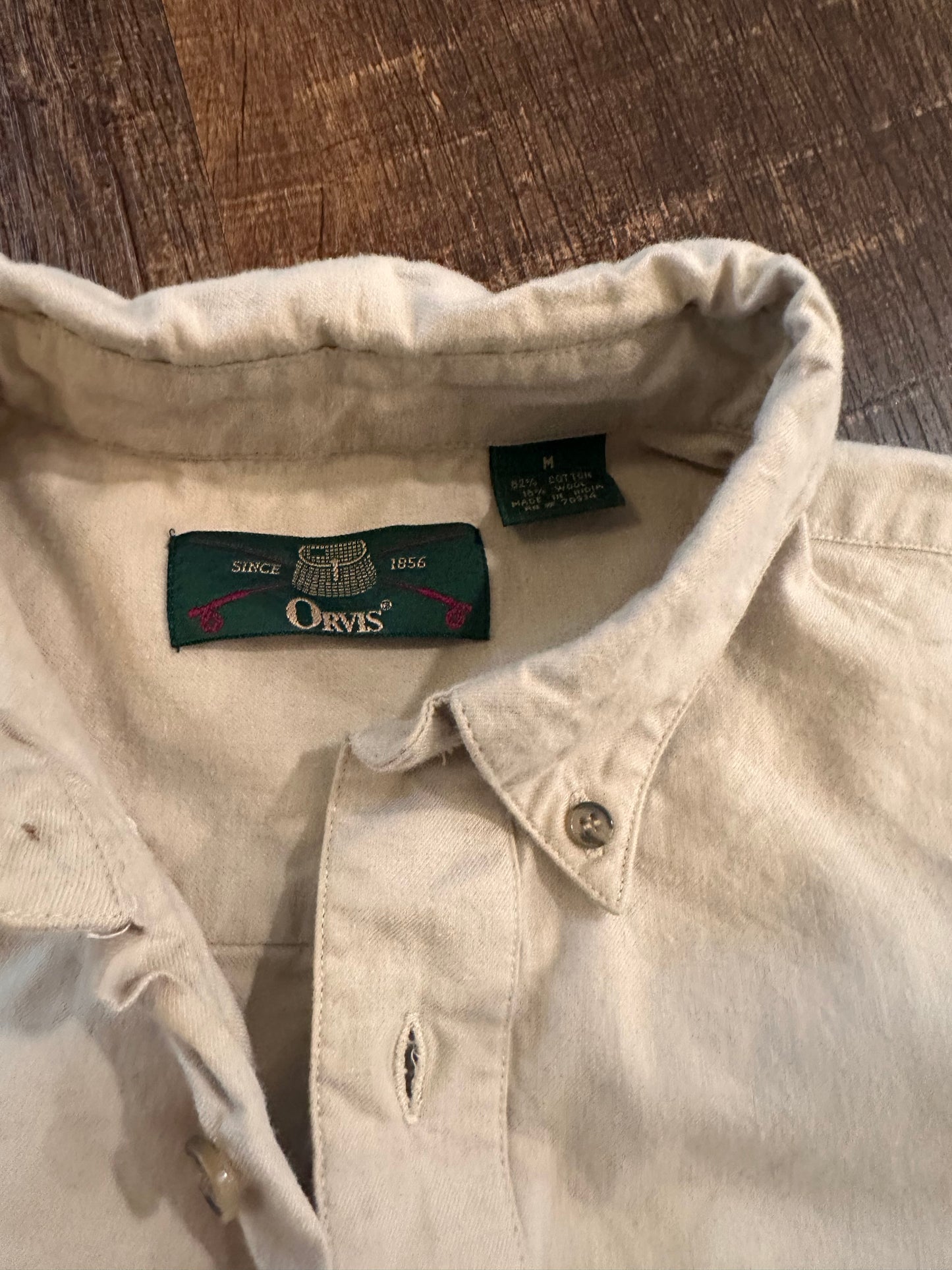 Vintage Orvis Button Down (M) Embroidered Logo - Khaki / Beige
