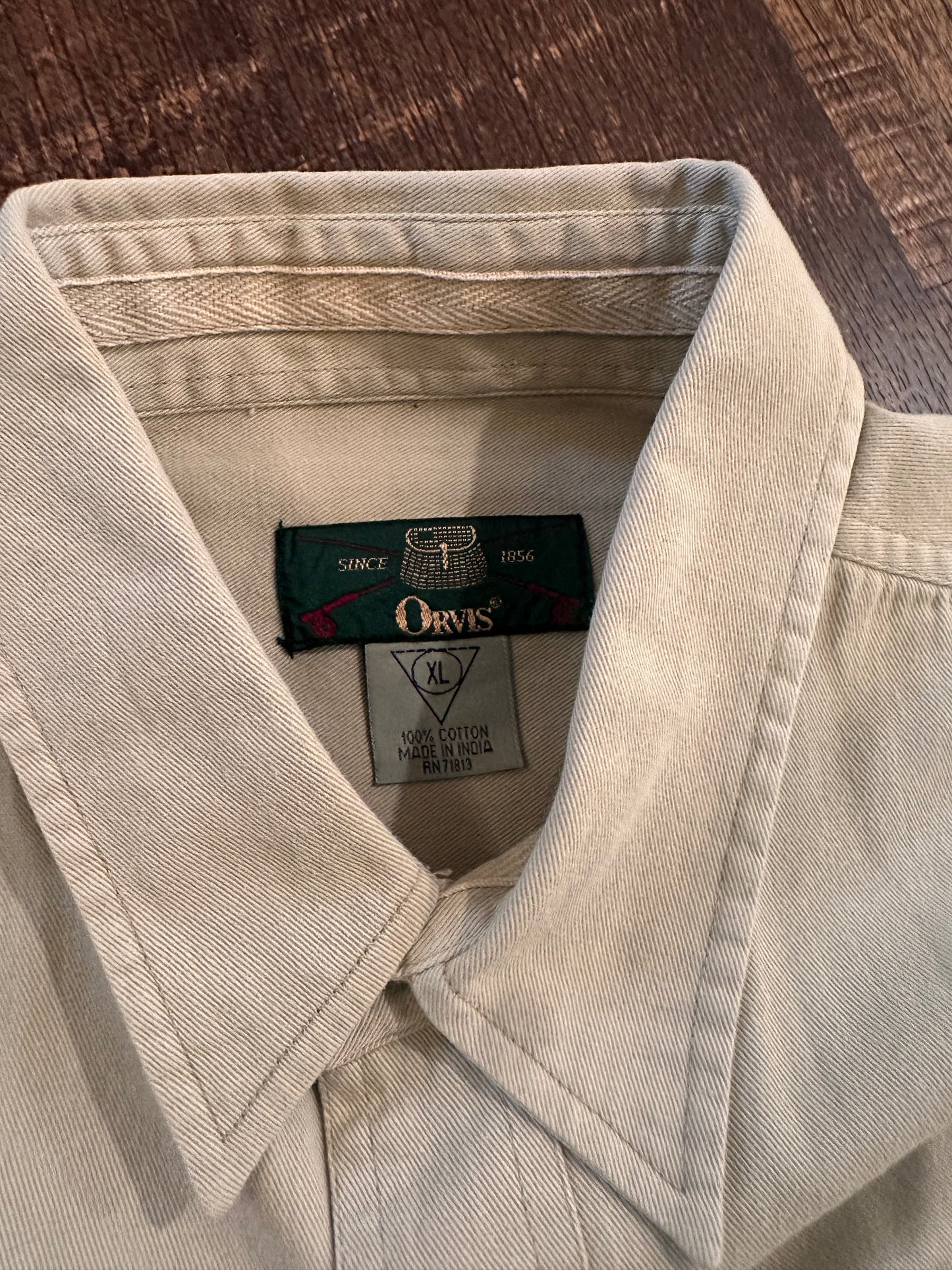 Vintage Orvis Button Down (XL) Embroidered Triple Trout