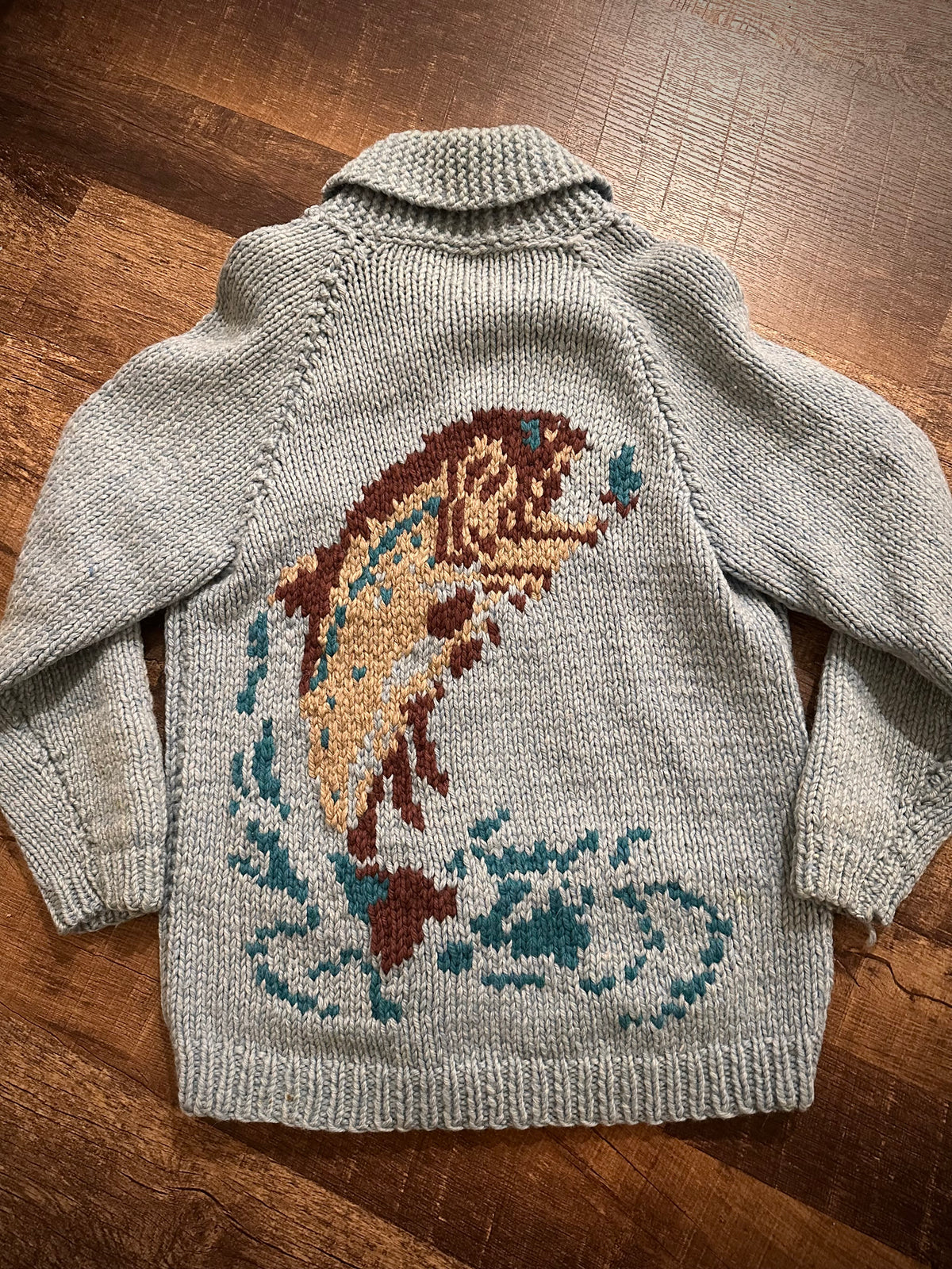 Vintage 60s/70s Mary Maxim Cowichan Sweater (M)