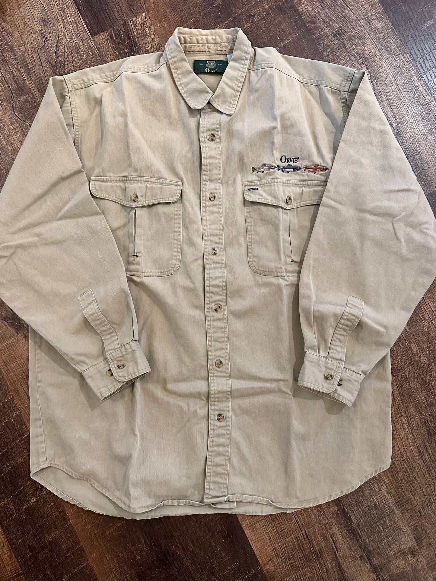 Vintage Orvis Button Down (L) Embroidered Triple Trout