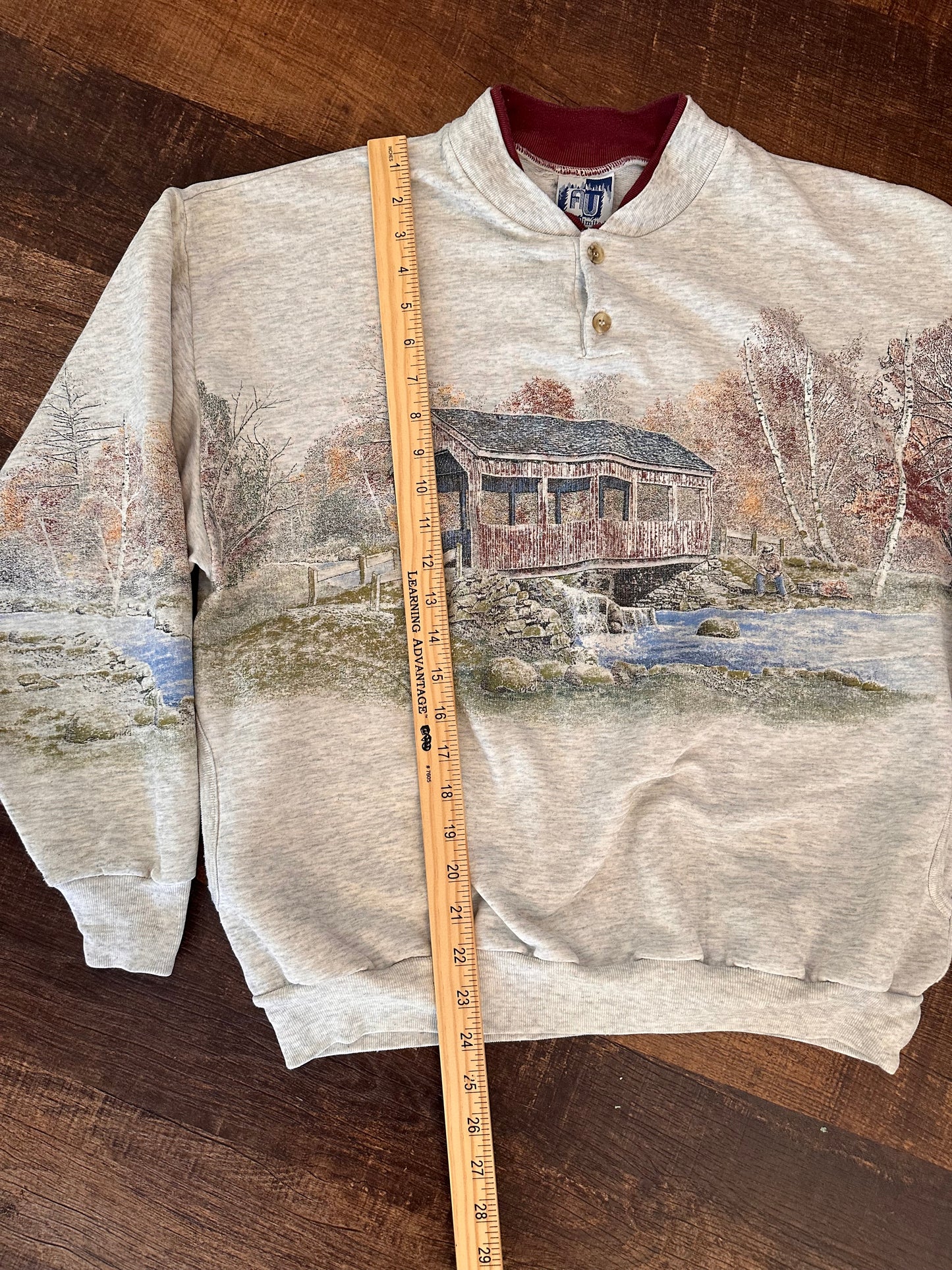 Vintage AU Art Unlimited Henley Crewneck (L) Bridge Fisherman Scene