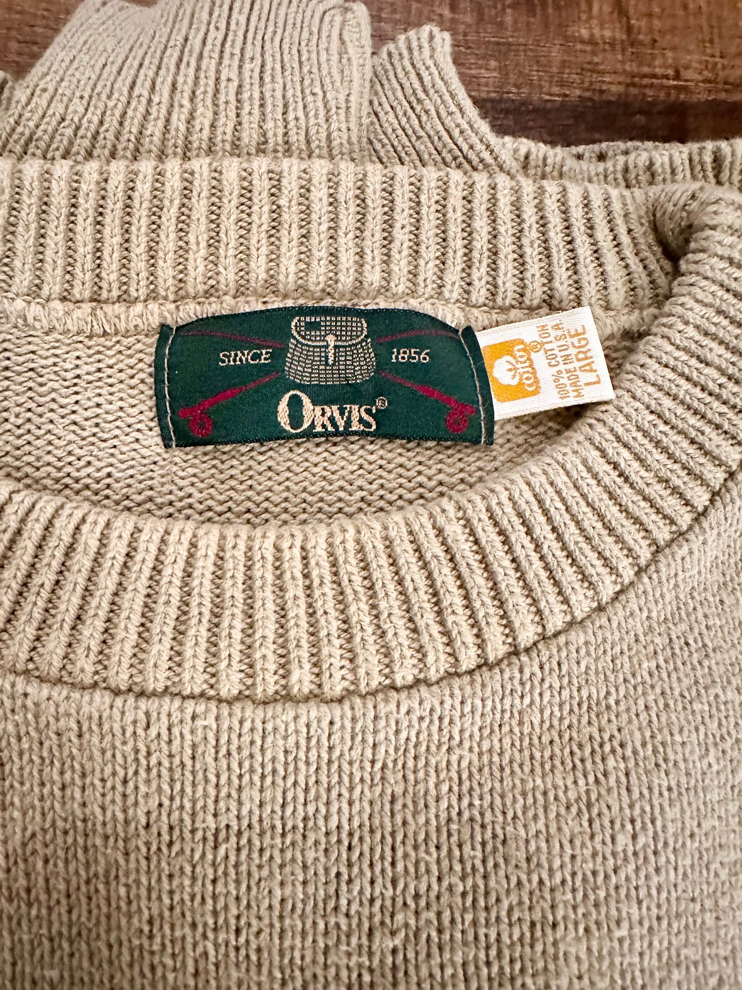 Vintage Orvis Sweater (L) Embroidered Fly Beige Tan